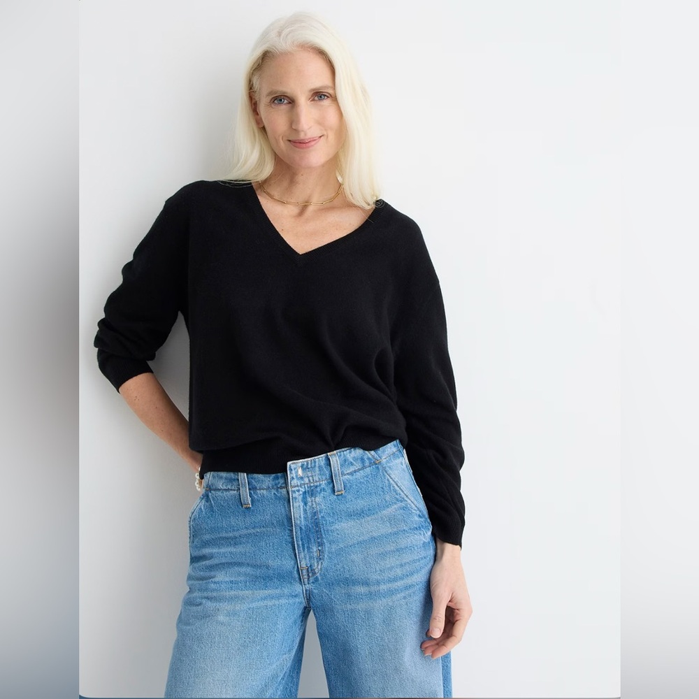 NWT J. Crew Cashmere Relaxed V-Neck Sweater